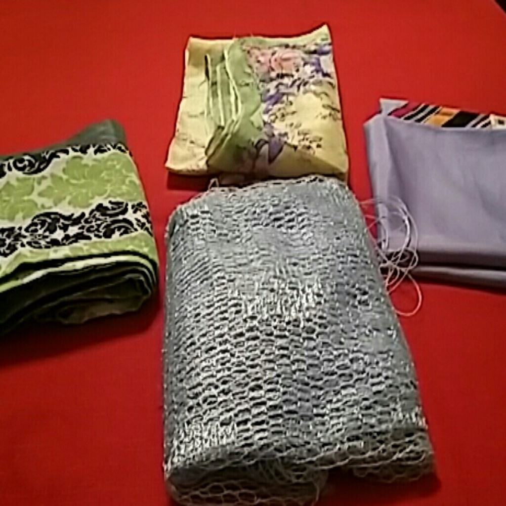 4 beautiful  women scarves